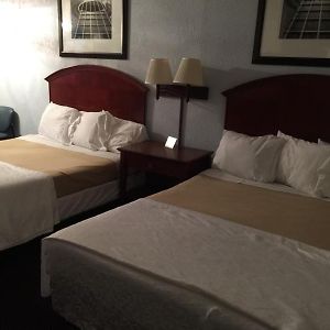 Ranch House Inn & Suites